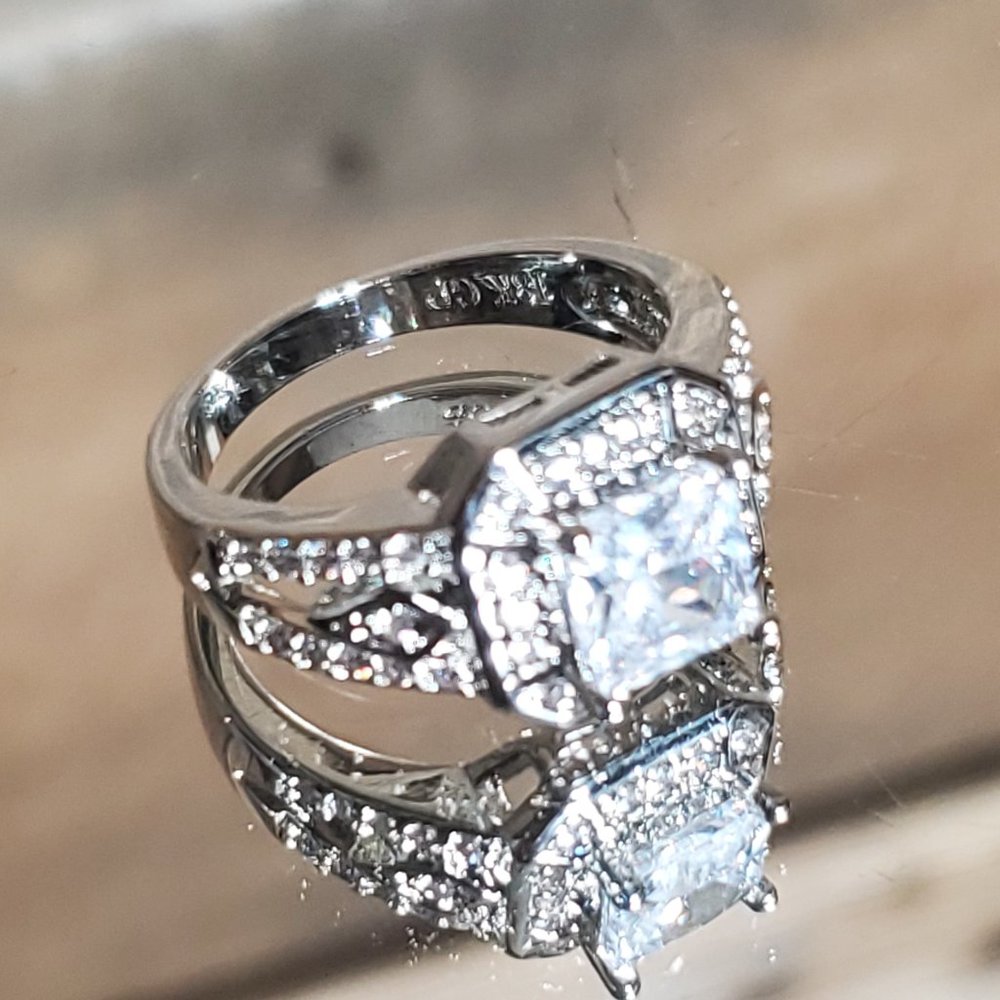Amanda Engagement Ring - 18K Platinum-plated Solid Copper